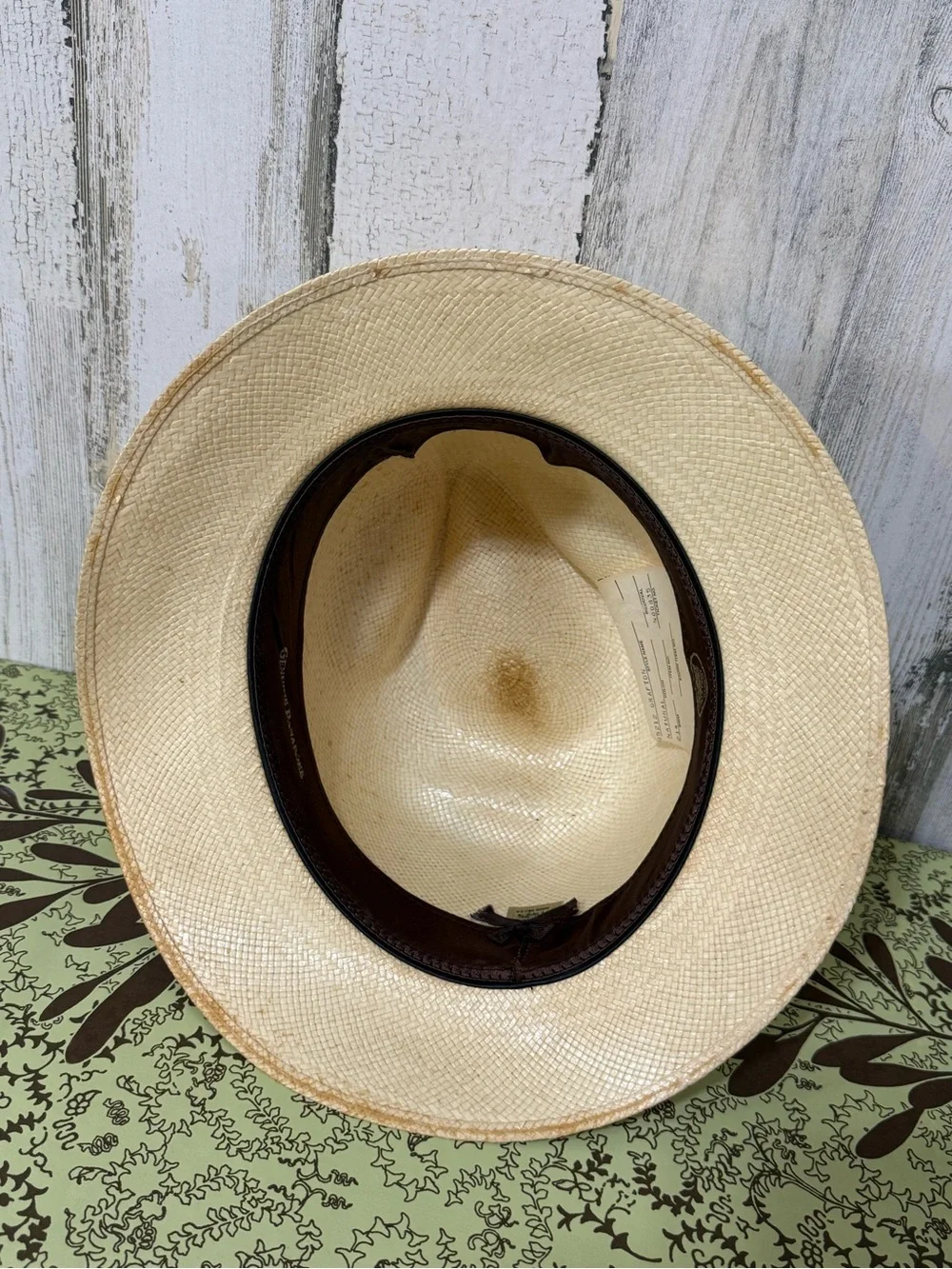 Stetson Natural Straw Hat with Brown Sweatband Large 7 1/4” - 7 3/8”